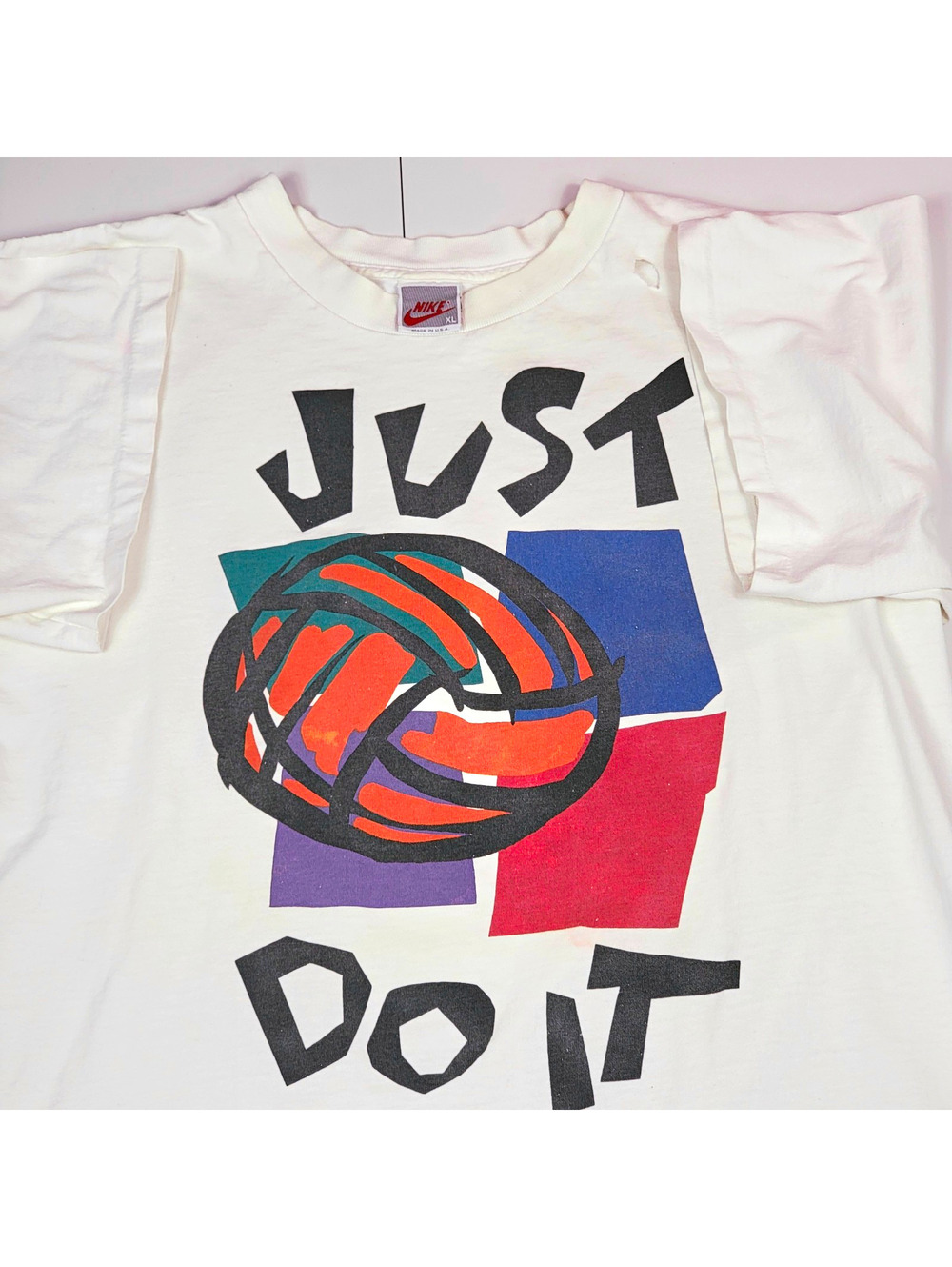 Nike Just Do It T-Shirt Vintage 90s USA White Multicolor Graphic Tee XL Fits L